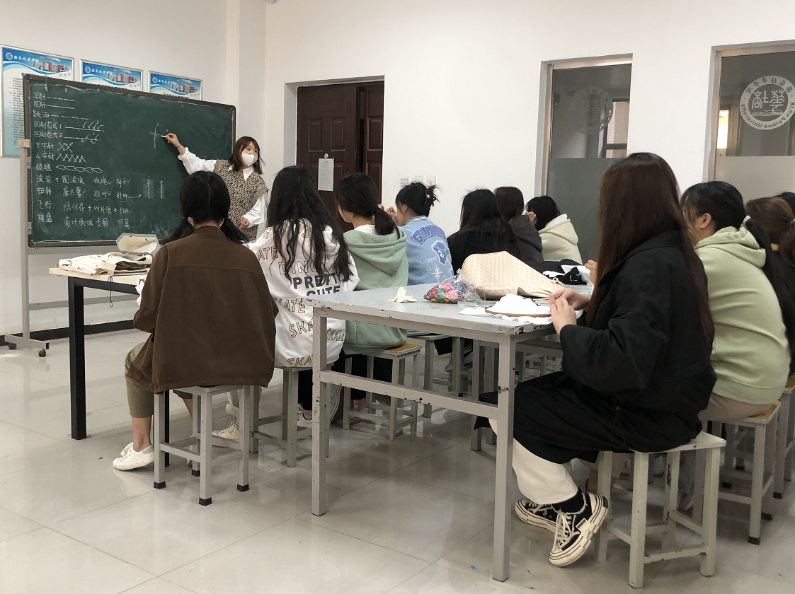 正在上传... 正在上传...