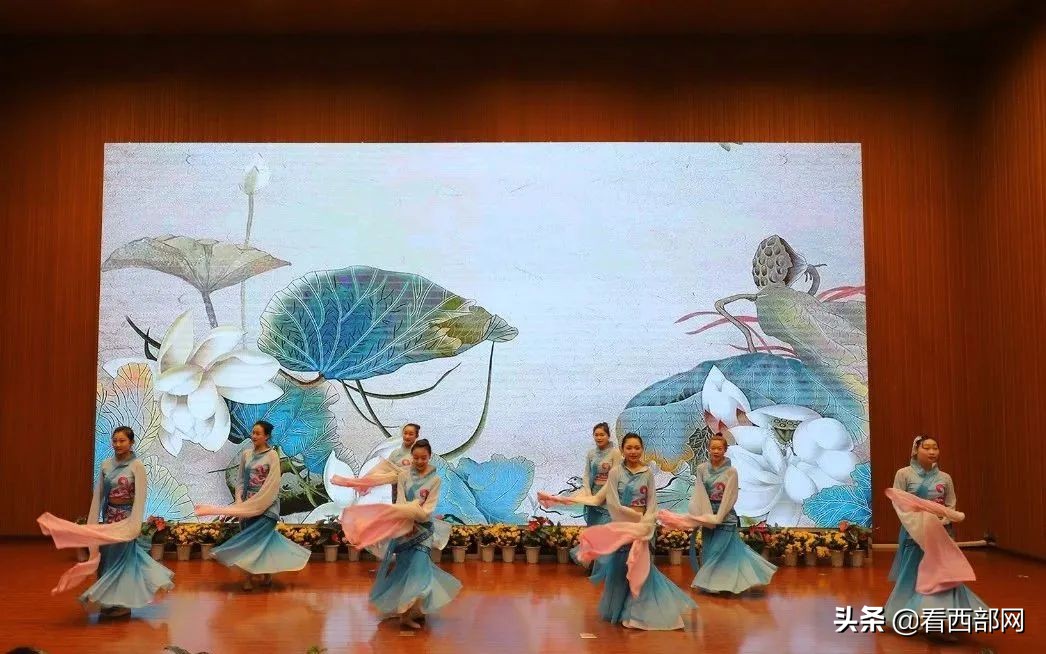 幸福就像花儿一样 |第五届全国青年散文大赛颁奖典礼在培华举行