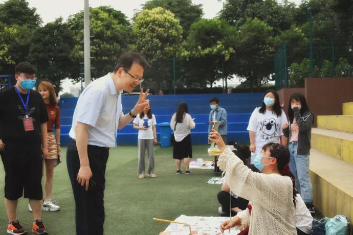 最是人间烟火气，培华“地摊街”即将开市