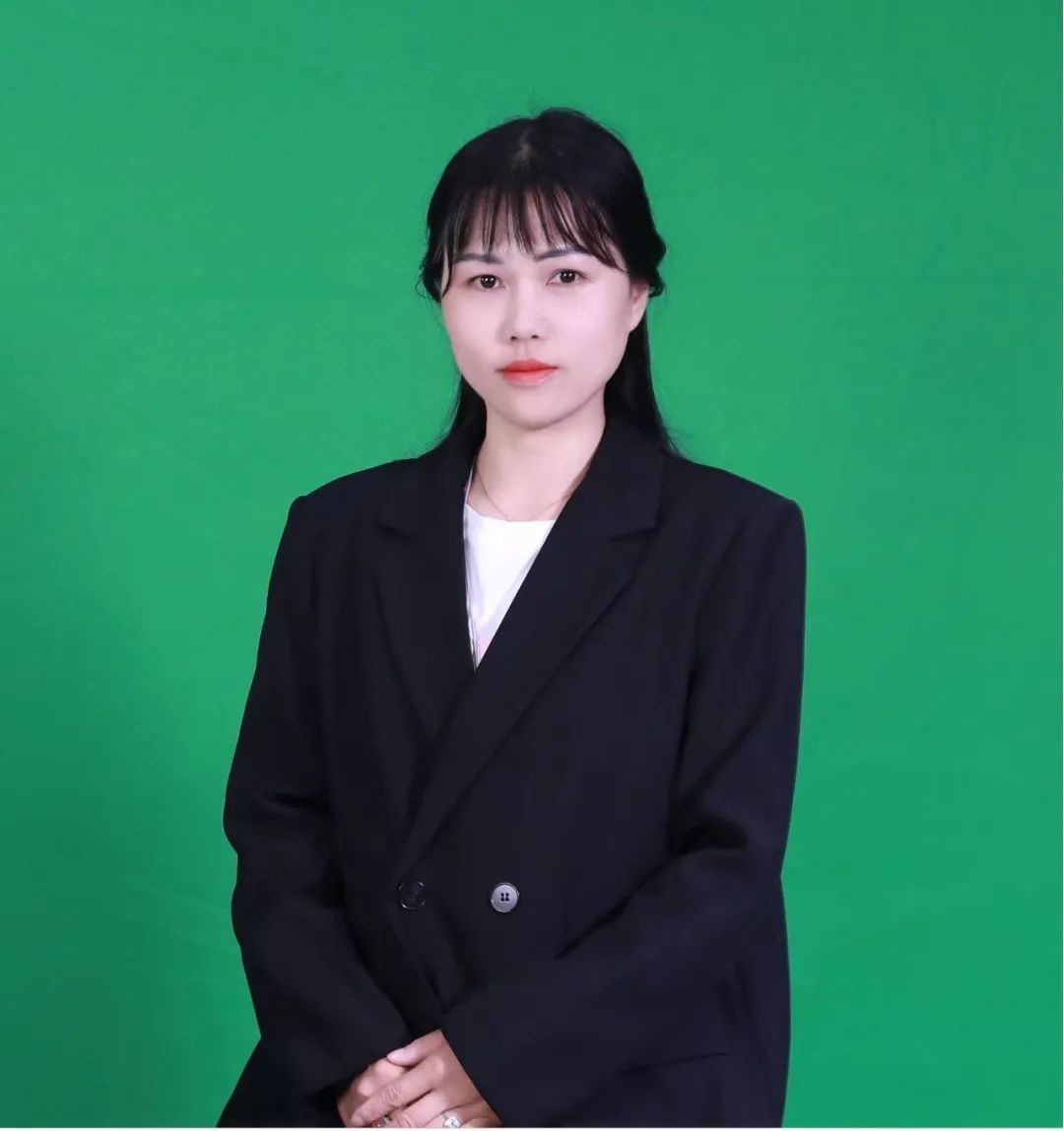 D712