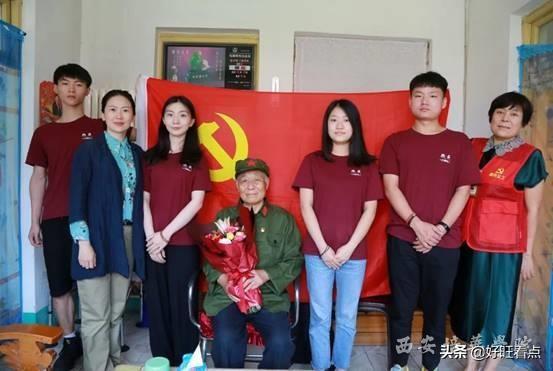 不忘先辈功绩 传承红色文化｜培华学子看望老红军老战士