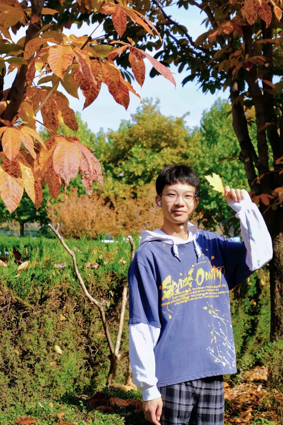 寻找最美校园· 西安培华学院：定格“我”与冬天的最后一片叶