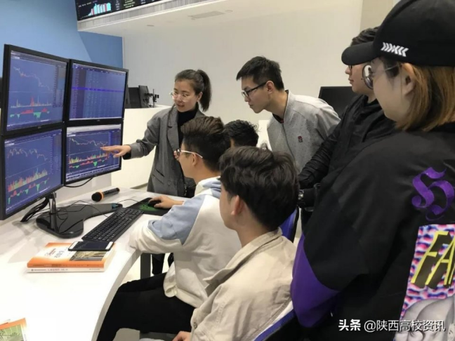 正在上传... 7b11c8e15a4adefb3f819738d5dc7eb4.png