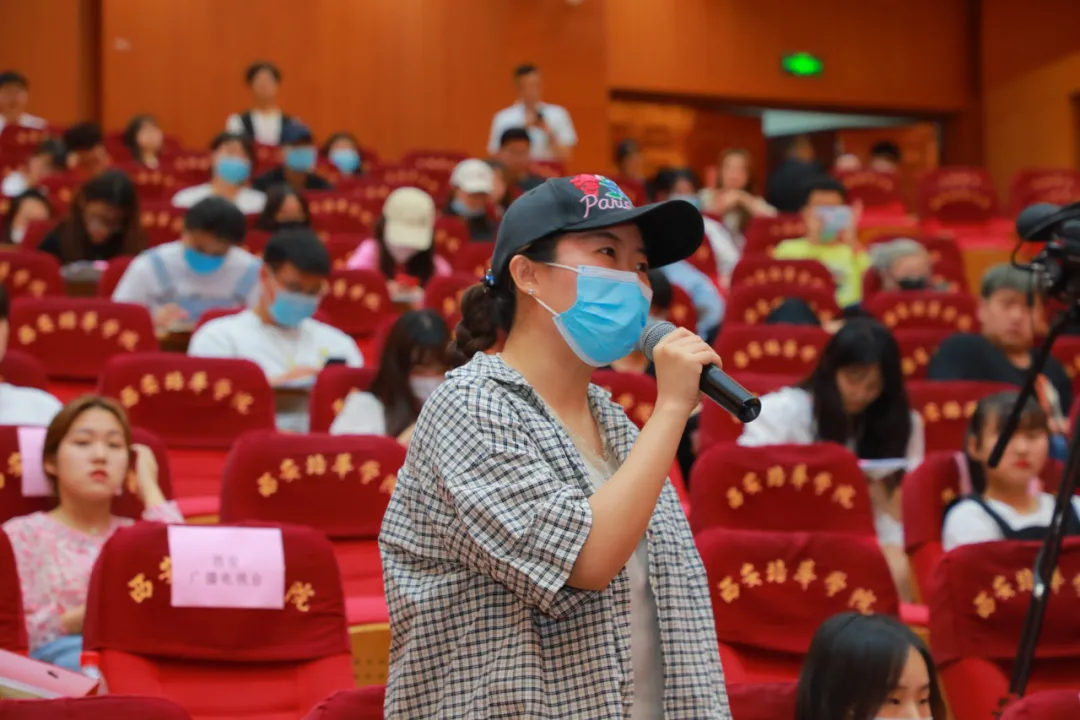 三秦在追超·庆祝建党100周年影像展播新闻发布会在西安培华举行 三秦在追超·庆祝建党100周年影像展播新闻发布会在西安培华举行