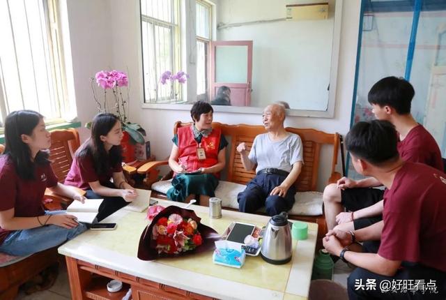 不忘先辈功绩 传承红色文化｜培华学子看望老红军老战士