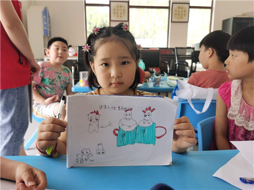 用爱陪伴 西安培华学院女子学院用公益实践活动奏响“护童之歌”