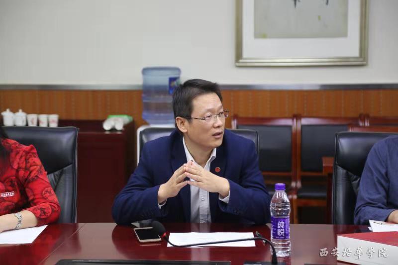 说明: http://www.peihua.edu.cn/__local/2/5E/98/CC6C68948373279BA3D4E59CB79_756F4862_A4A6.jpg?e=.jpg