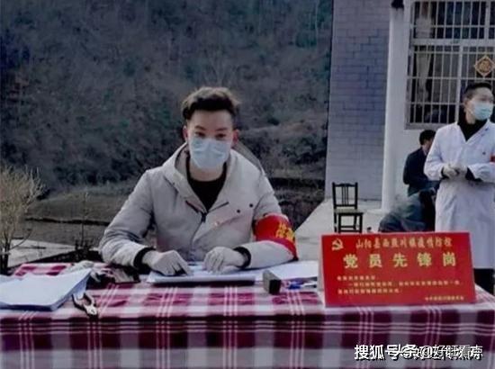 培华学院青年学子刘伟走上抗疫一线 用坚韧与热情守护家乡平安