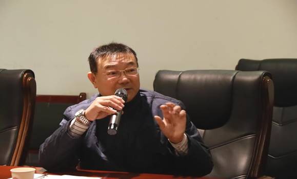 何大庆
