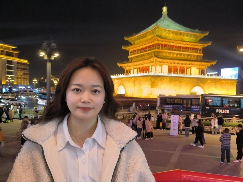 李欣悦 2020级网络与新媒体