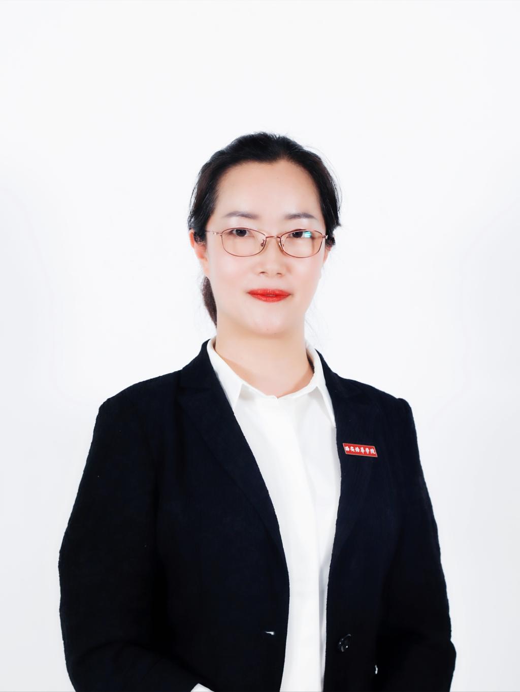 胡红  教授