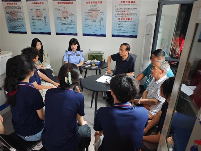 青春普法赋能乡村振兴 旬邑织密基层法治网—西安培华学院探索高校普法新范式 青春普法赋能乡村振兴 旬邑织密基层法治网—西安培华学院探索高校普法新范式