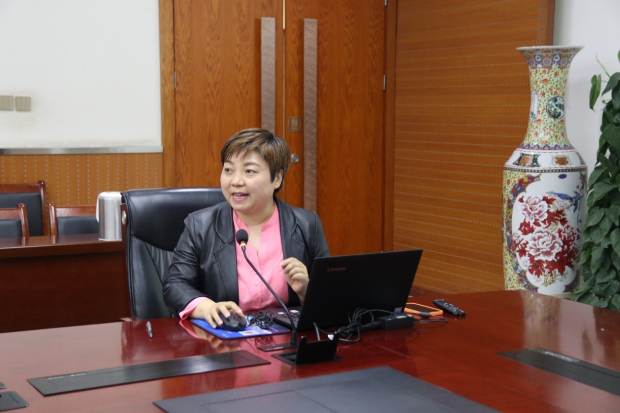 说明: C:\Users\Administrator\Desktop\校企合作\校企合作\IMG_1169.JPG